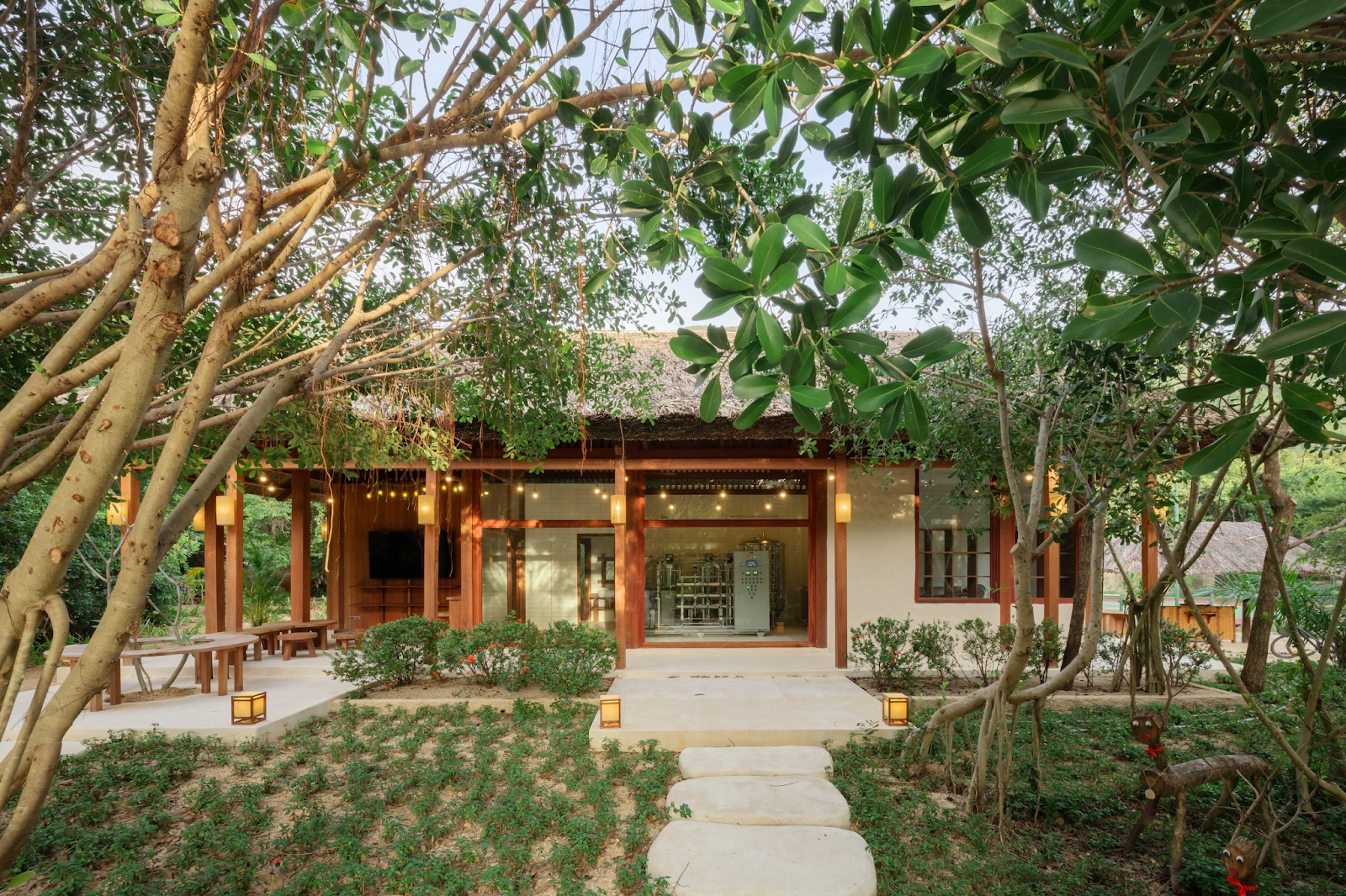 Nơi đặc biệt bên bờ Vịnh Ninh Vân: Mỗi trải nghiệm là một hành động 'đáp đền' Mẹ Thiên Nhiên- Ảnh 3. Nơi đặc biệt bên bờ Vịnh Ninh Vân: Mỗi trải nghiệm là một hành động 'đáp đền' Mẹ Thiên Nhiên- Ảnh 3.