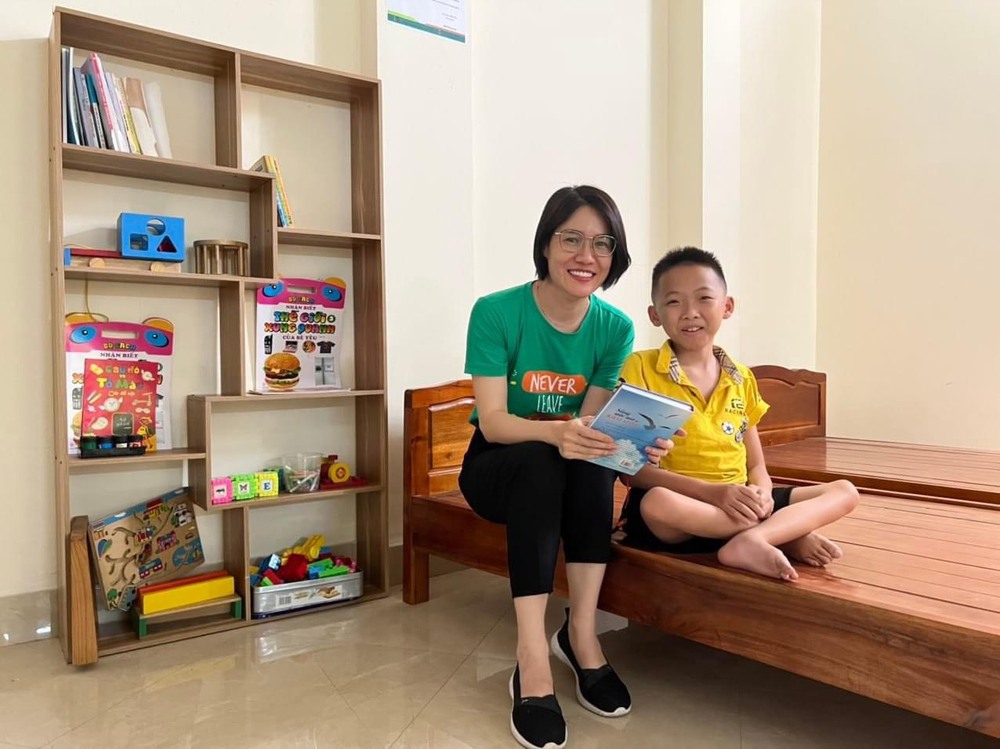 Có hai con bại não, người mẹ giúp hàng vạn đứa trẻ “thoát khỏi sàn nhà”, chống lại định mệnh nghiệt ngã- Ảnh 13.