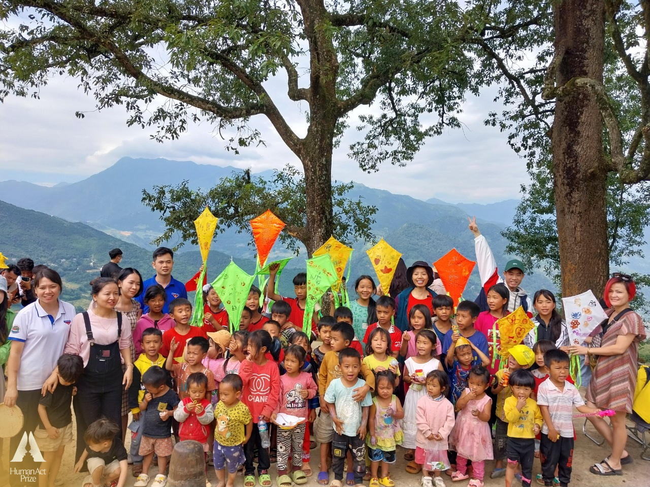 "Sắc màu trên mây" - dự án kết nối cộng đồng, phát triển và bảo tồn văn hóa bản địa- Ảnh 3.