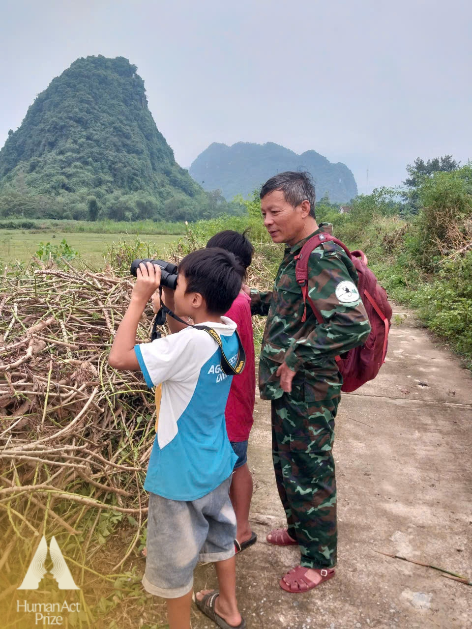 Bất ngờ gặp "người bạn" quý hiếm trên núi, Trung tá biên phòng lập ra "tiểu đội" vang danh vùng di sản- Ảnh 10.