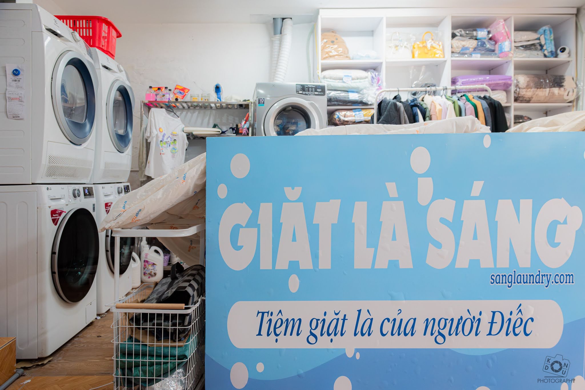 "Giặt là Sáng - Tiệm giặt là người điếc" - Dự án đong đầy yêu thương, chứa trọn tình người!- Ảnh 7. "Giặt là Sáng - Tiệm giặt là người điếc" - Dự án đong đầy yêu thương, chứa trọn tình người!- Ảnh 7.