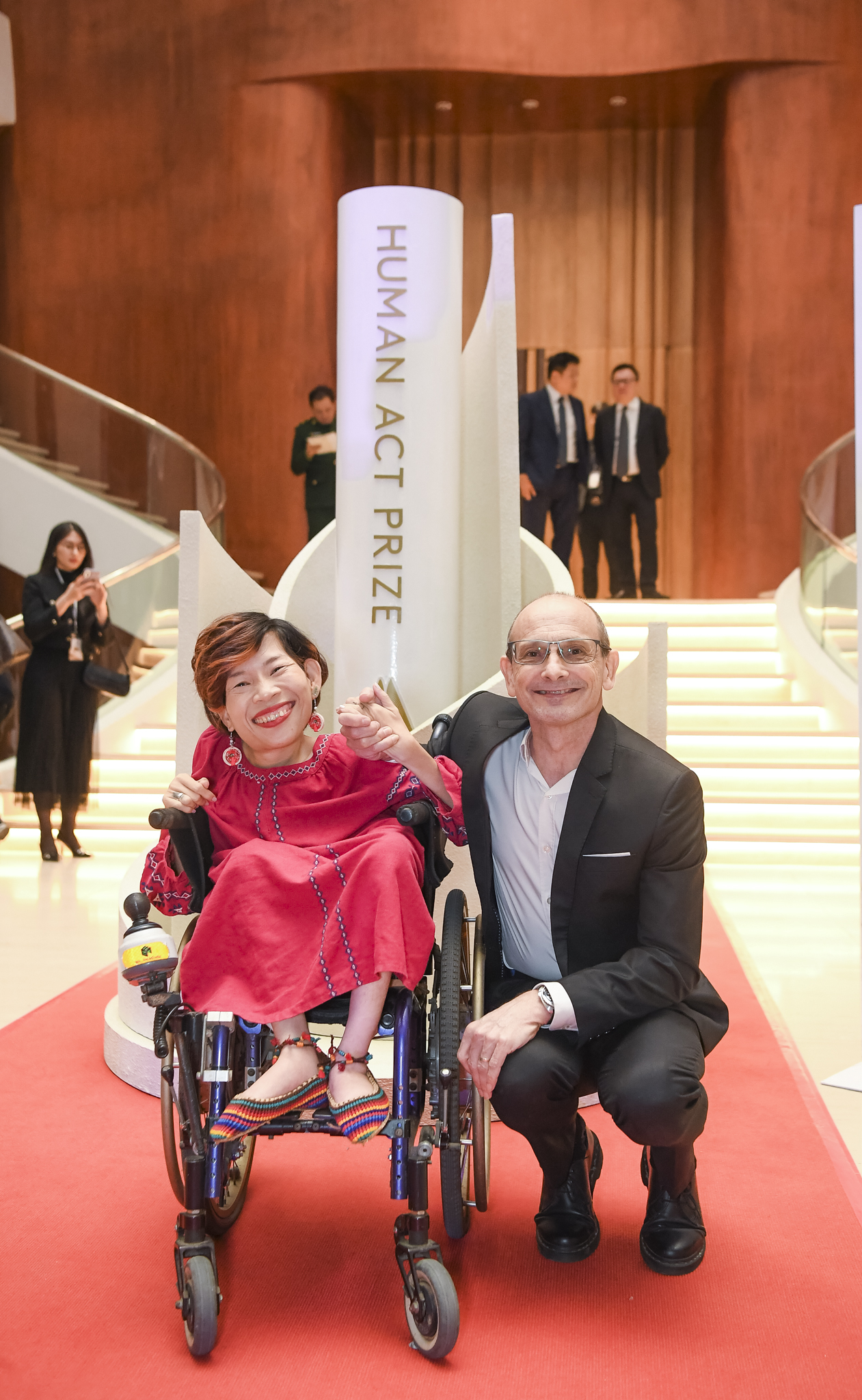 31 dự án được vinh danh tại Human Act Prize 2024: Một tinh thần Việt Nam hào sảng, để Việt Nam vươn mình mạnh mẽ- Ảnh 28. 31 dự án được vinh danh tại Human Act Prize 2024: Một tinh thần Việt Nam hào sảng, để Việt Nam vươn mình mạnh mẽ- Ảnh 28.