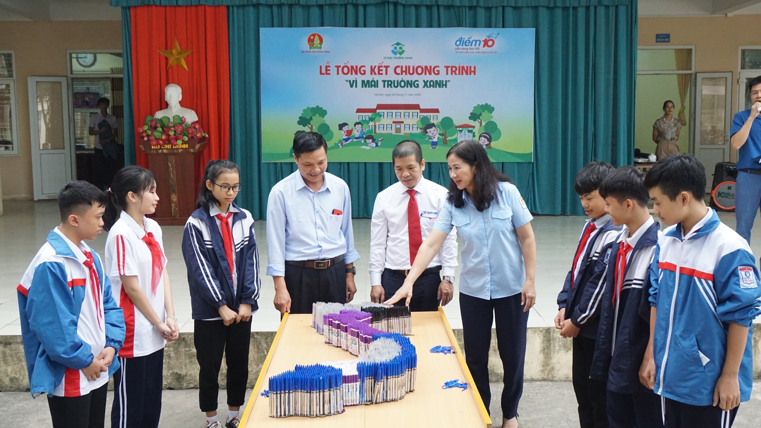 Vì mái trường xanh- Ảnh 7. Vì mái trường xanh- Ảnh 7.