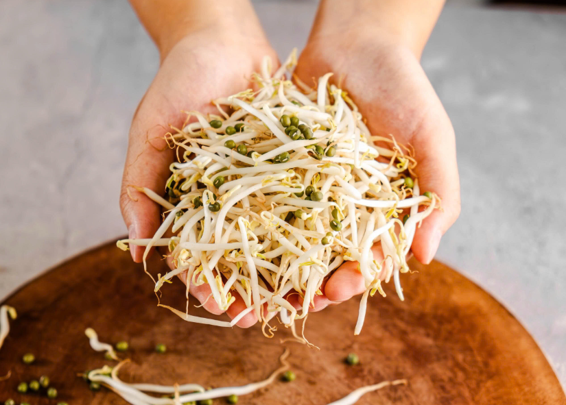 Sạch hoá giá đỗ Việt - Ảnh 2.