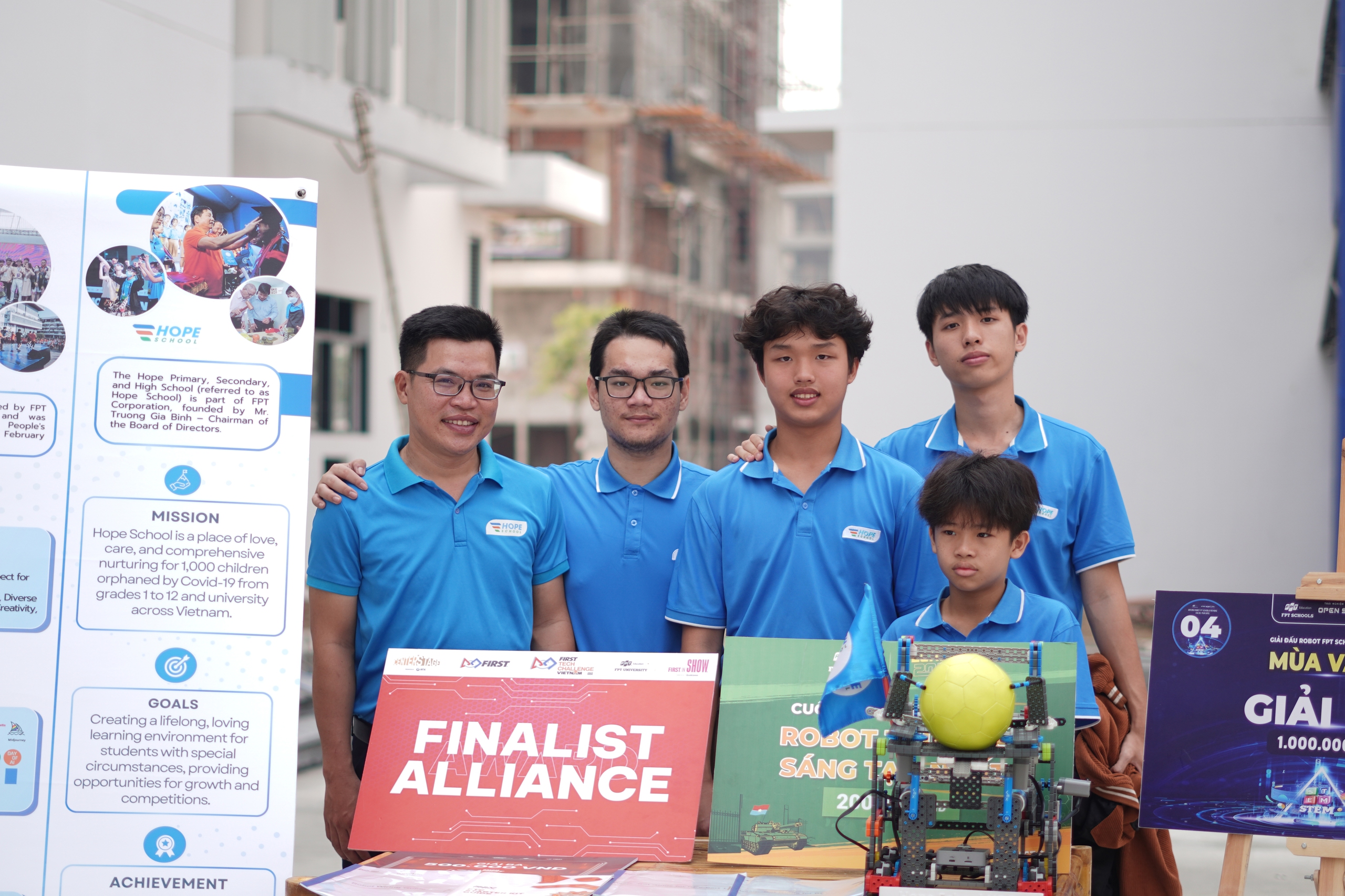 Trường Hy Vọng - Ảnh 12.