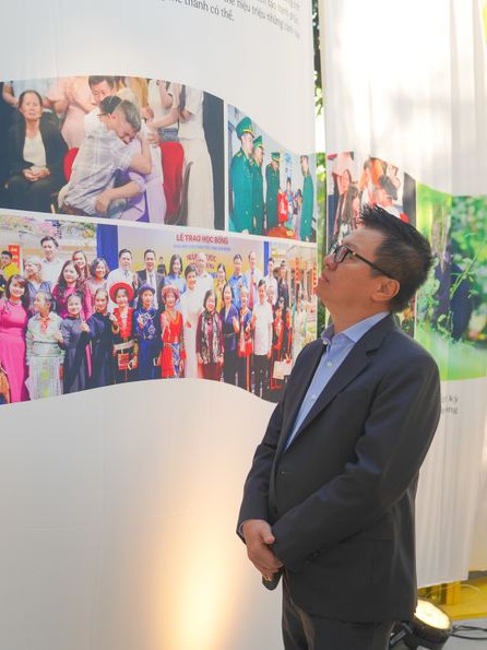 Tin tức Triển lãm đặc biệt lan tỏa tinh thần kiên trì phụng sự của những “người hùng” bền bỉ cống hiến, tạo ra giá trị cho cộng đồng