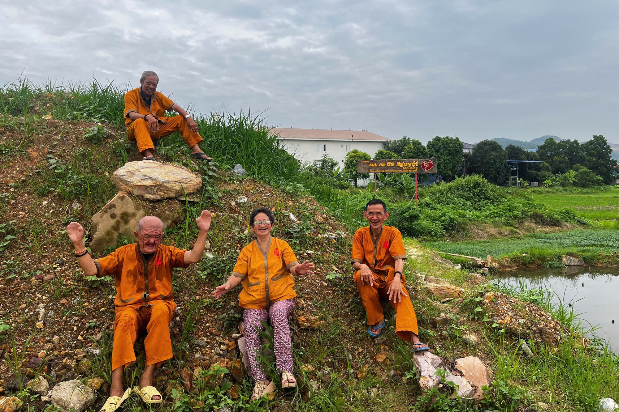 Làng người già Bà Nguyệt Bao Dung - Ảnh 5. Làng người già Bà Nguyệt Bao Dung - Ảnh 5.