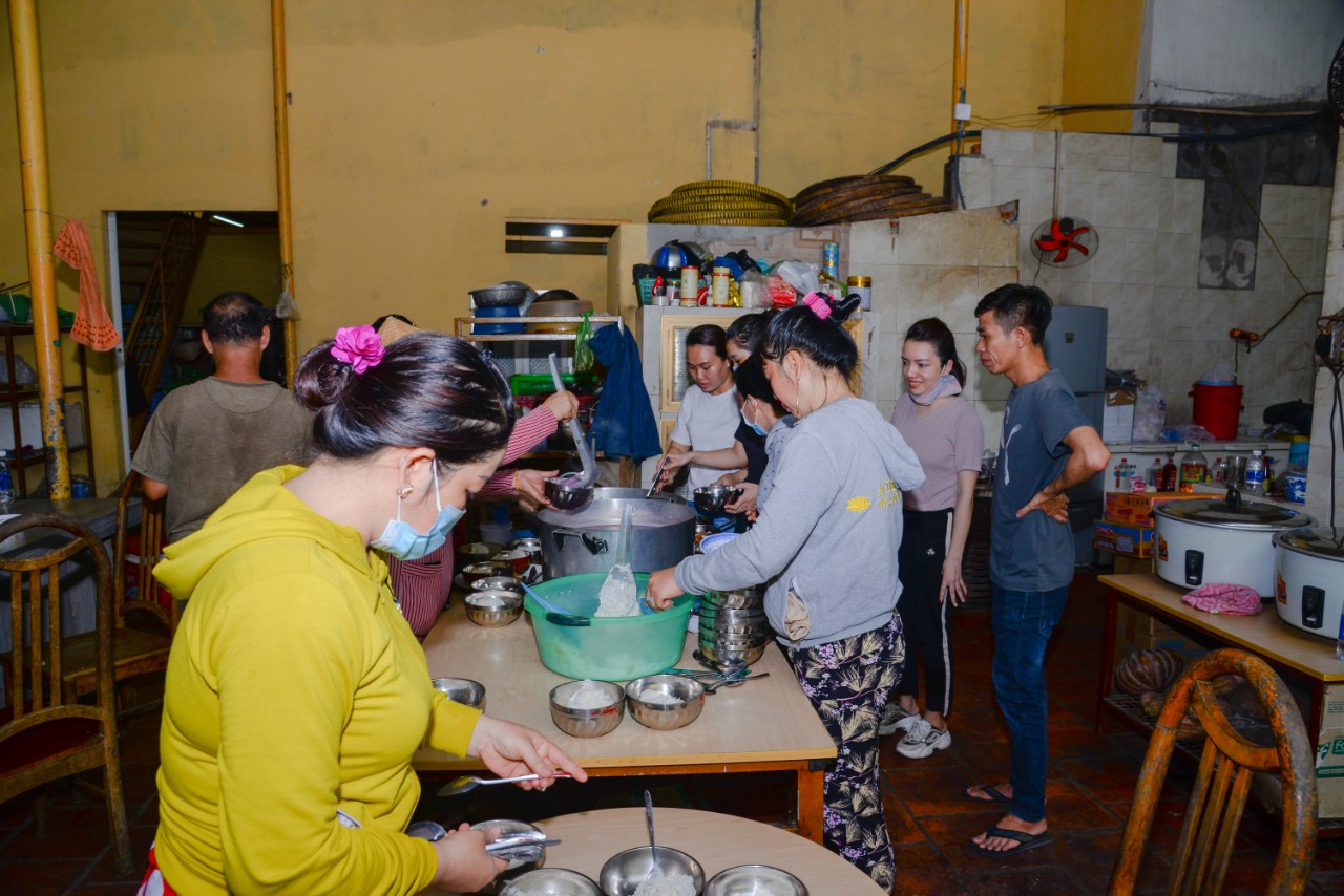 Thêm 1 bữa no - Thêm 1 nụ cười - Ảnh 4. Thêm 1 bữa no - Thêm 1 nụ cười - Ảnh 4.