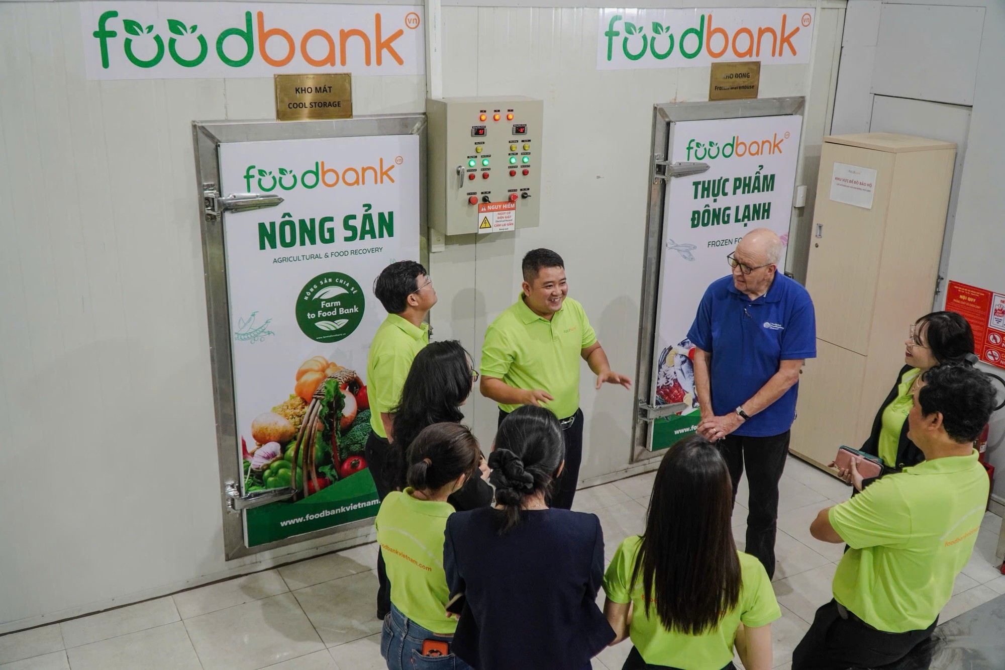 Farm to Food Bank - Dịch vụ thu hồi và phân phối nông sản dư thừa - Ảnh 1.