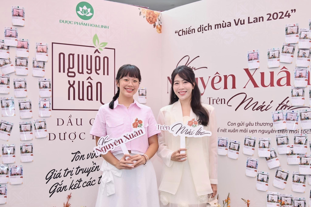 Vẹn Nguyên Xuân trên mái tóc- Ảnh 25.
Vẹn Nguyên Xuân trên mái tóc- Ảnh 25.