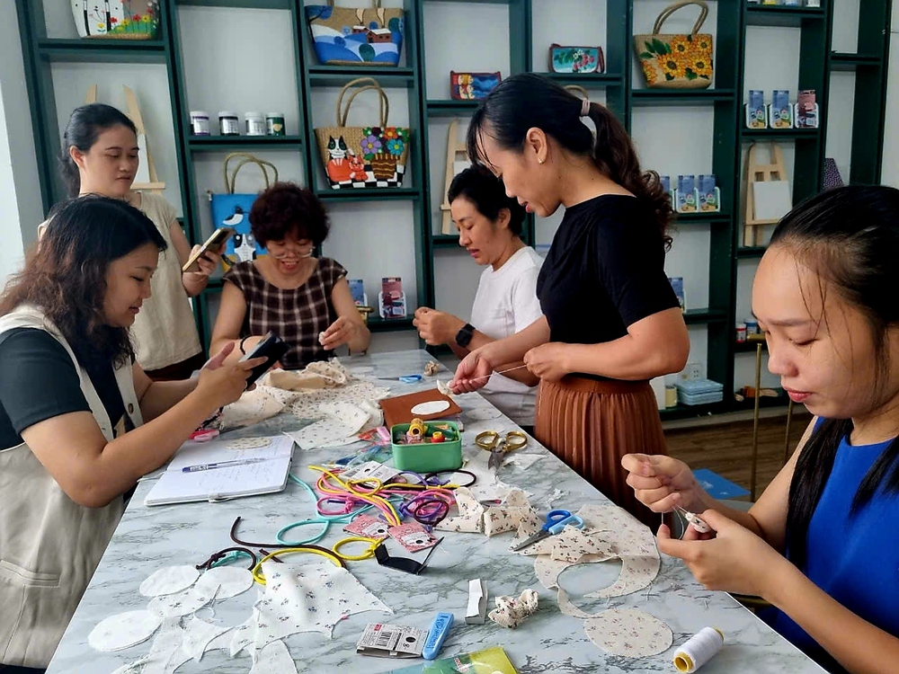 Dự án hỗ trợ trẻ tự kỷ và chậm phát triển trí tuệ Thương & An- Ảnh 8. Dự án hỗ trợ trẻ tự kỷ và chậm phát triển trí tuệ Thương & An- Ảnh 8.