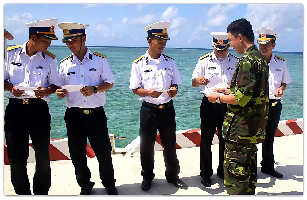 Thắp lên một que diêm- Ảnh 8.