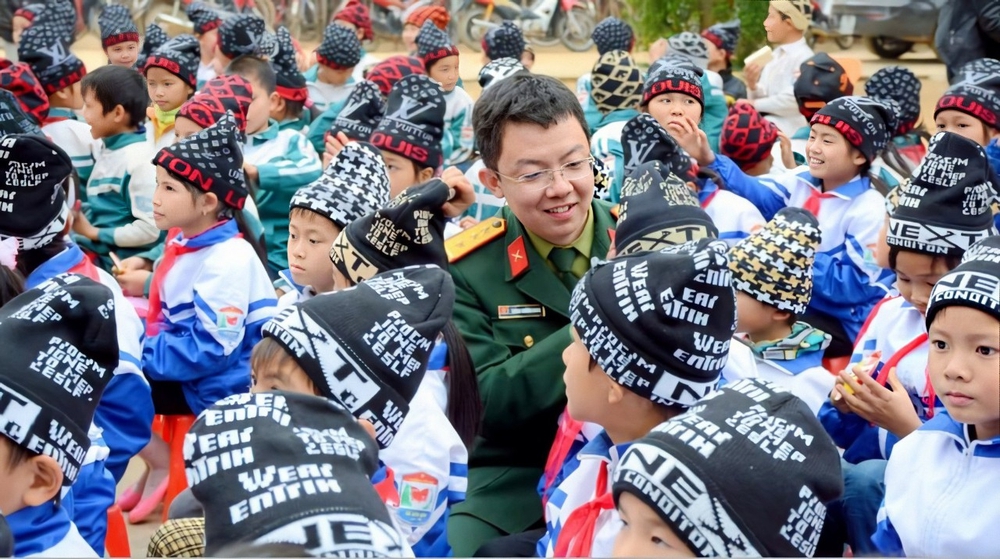 Thắp lên một que diêm- Ảnh 20.