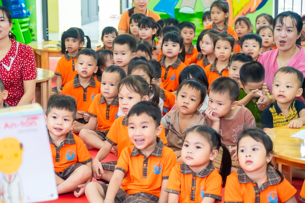 Trẻ Yêu Đọc- Ảnh 15. Trẻ Yêu Đọc- Ảnh 15.