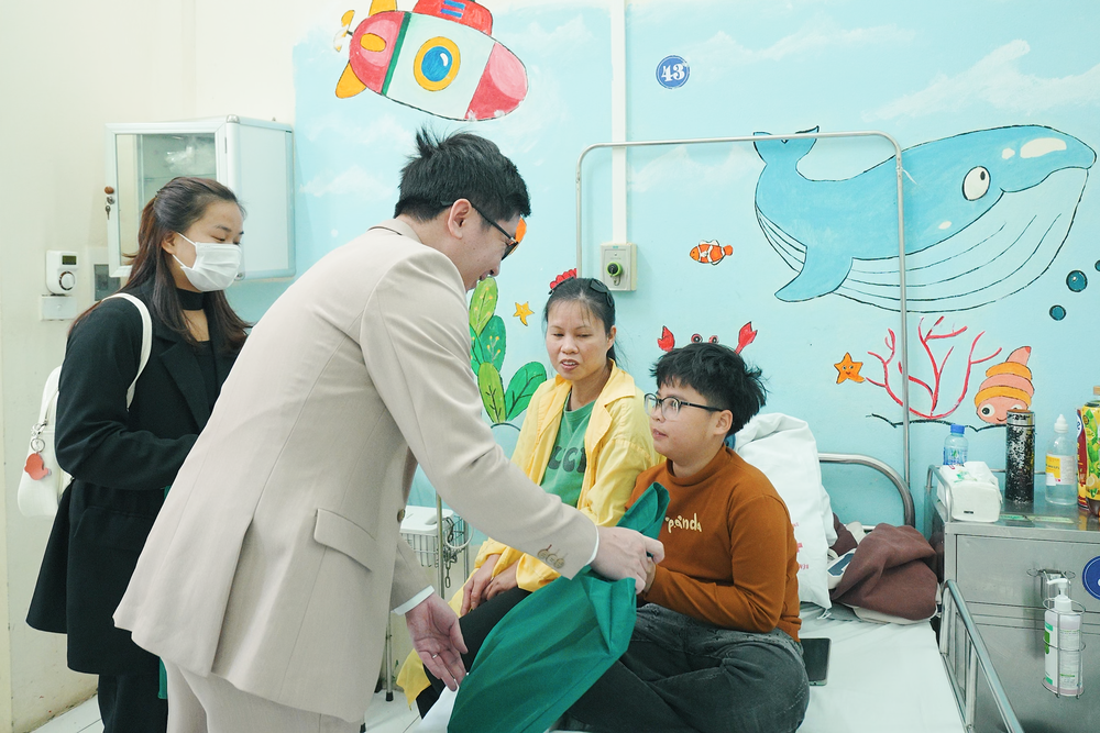 Chuyến tàu sức khỏe IVIE- Ảnh 4. Chuyến tàu sức khỏe IVIE- Ảnh 4.