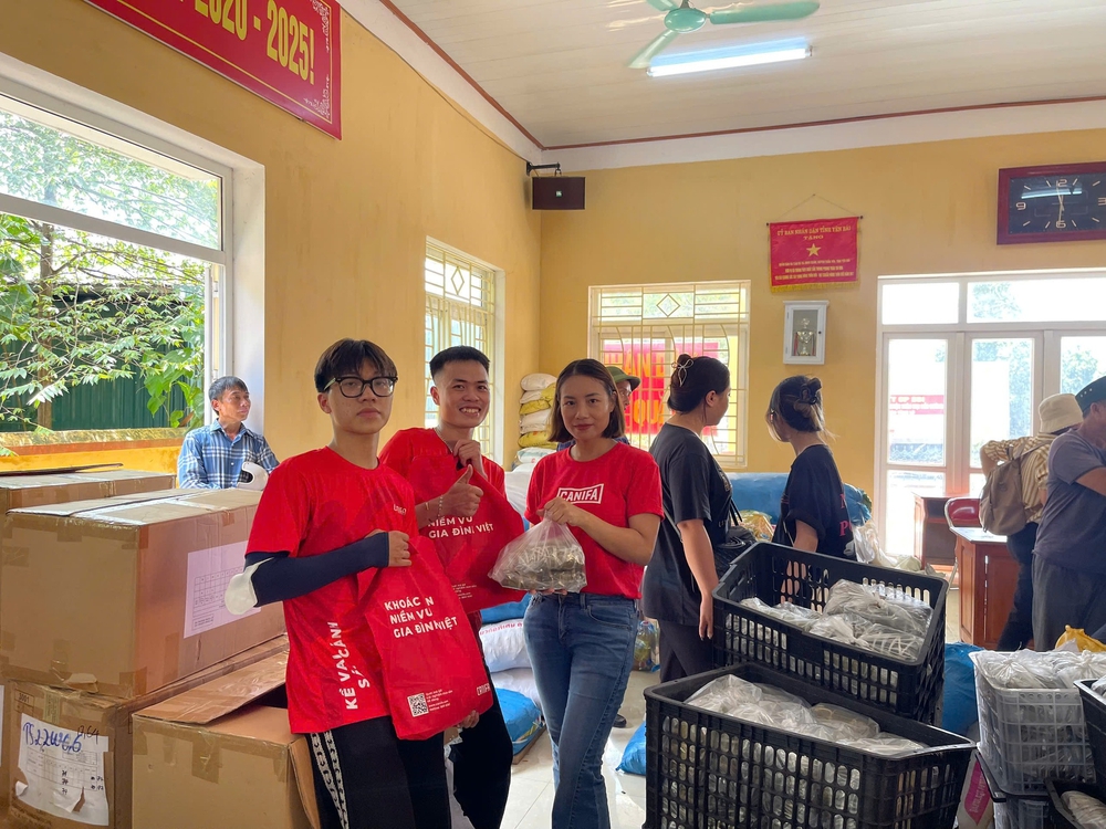 CANIFA HƠI ẤM MÙA ĐÔNG- Ảnh 10. CANIFA HƠI ẤM MÙA ĐÔNG- Ảnh 10.