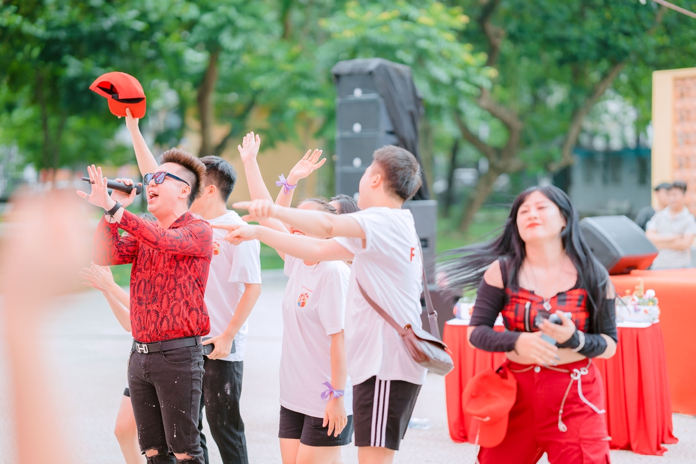 Ngày hội gia đình - Chia sẻ yêu thương- Ảnh 8. Ngày hội gia đình - Chia sẻ yêu thương- Ảnh 8.