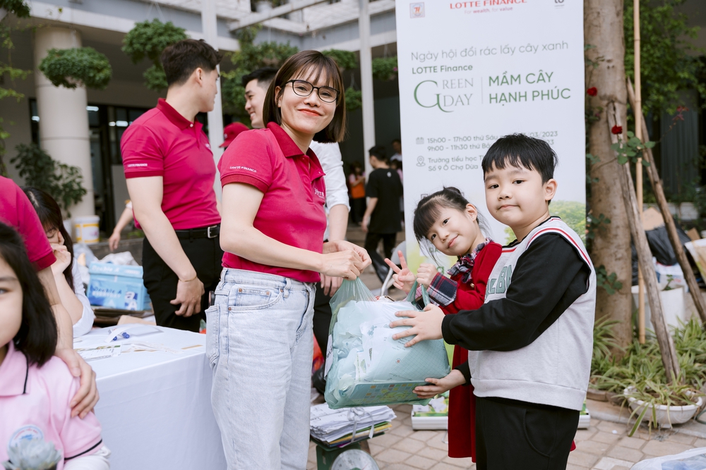 Ngày hội gia đình - Chia sẻ yêu thương- Ảnh 12. Ngày hội gia đình - Chia sẻ yêu thương- Ảnh 12.