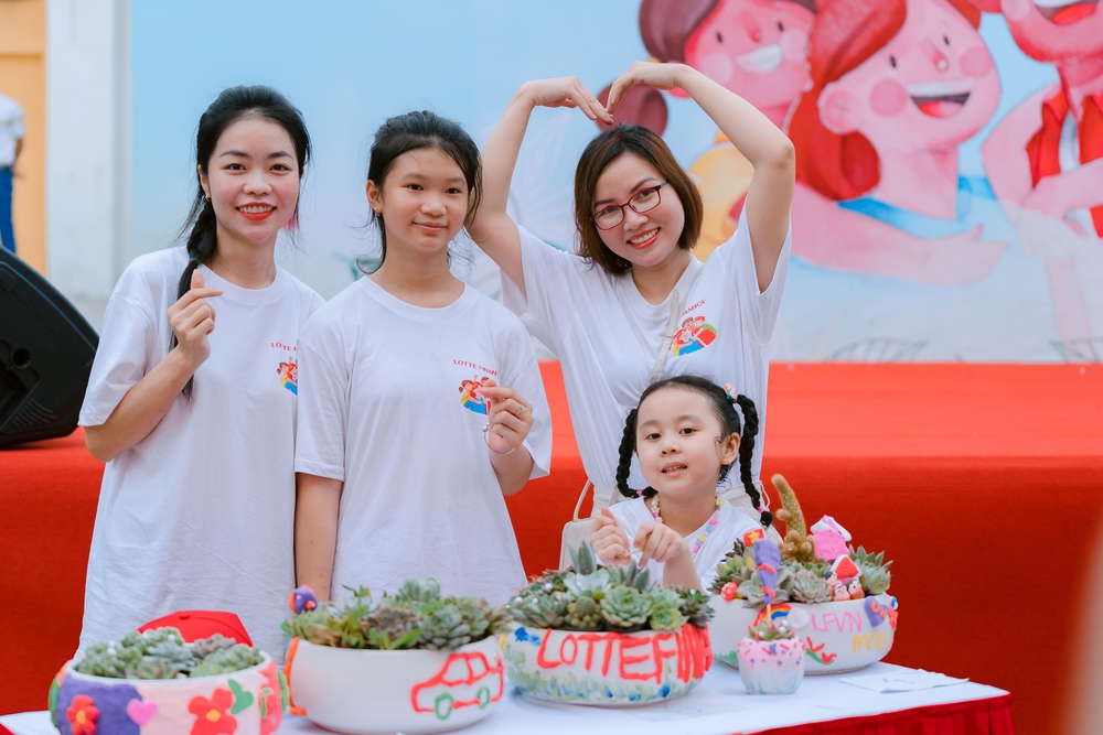Ngày hội gia đình - Chia sẻ yêu thương- Ảnh 4. Ngày hội gia đình - Chia sẻ yêu thương- Ảnh 4.