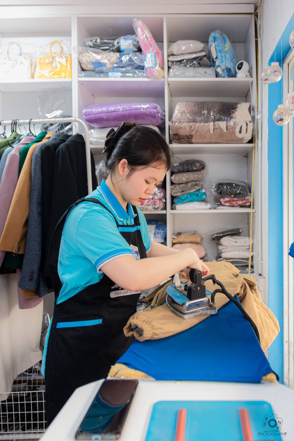 Giặt là Sáng - Tiệm giặt là người Điếc- Ảnh 22.