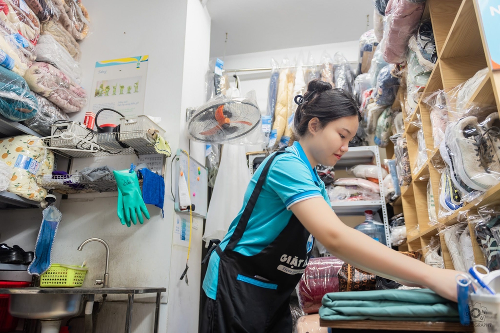 Giặt là Sáng - Tiệm giặt là người Điếc- Ảnh 7.