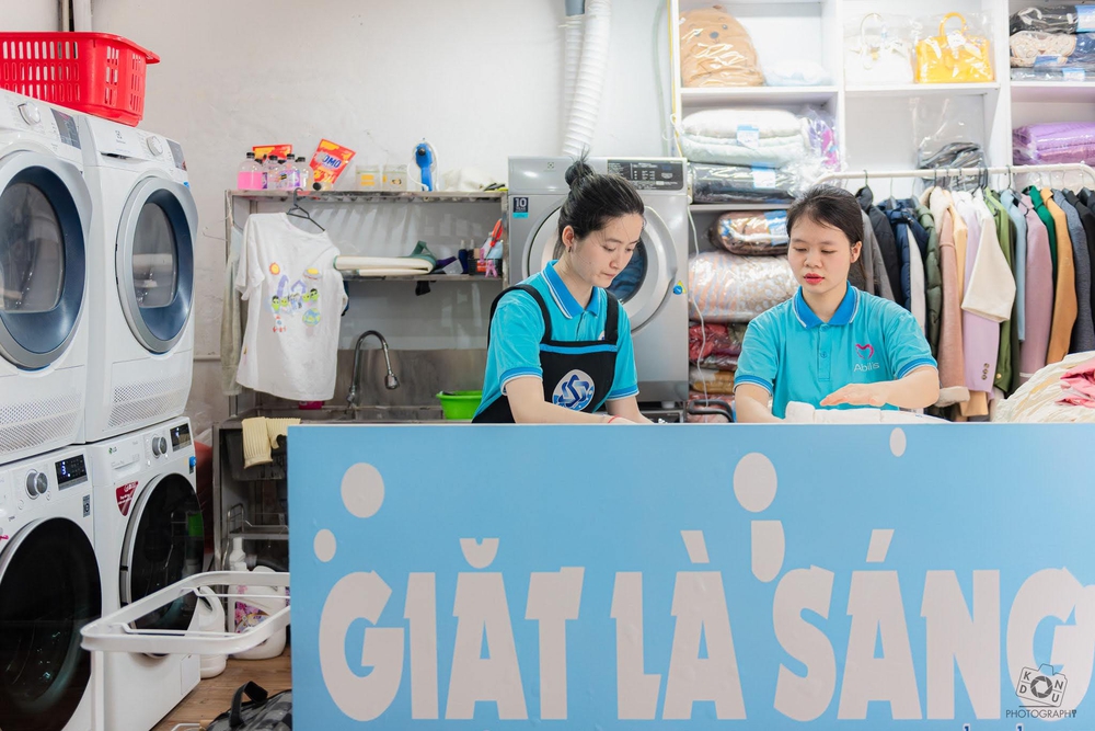 Giặt là Sáng - Tiệm giặt là người Điếc- Ảnh 25.
