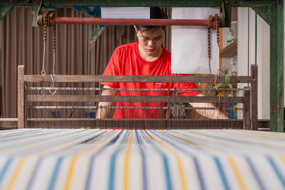 Limloop - tái chế rác nylon thành túi- Ảnh 3. Limloop - tái chế rác nylon thành túi- Ảnh 3.