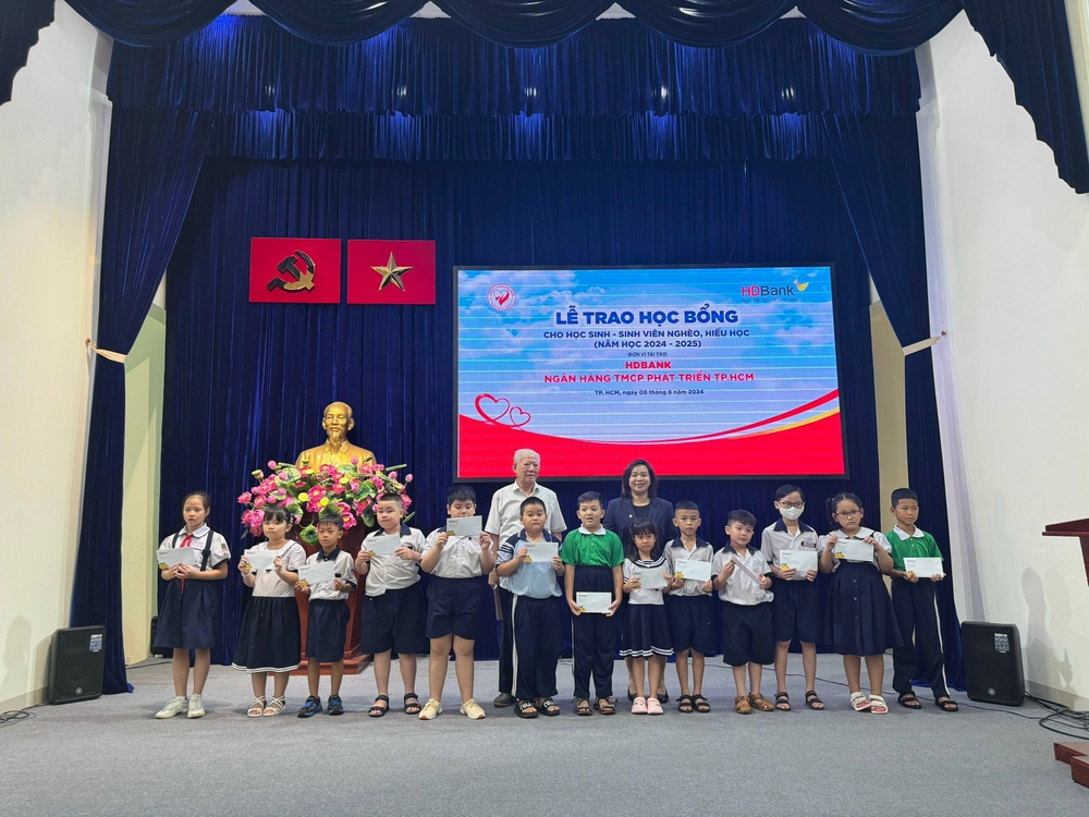 HDBANK - CHẮP CÁNH YÊU THƯƠNG- Ảnh 15. HDBANK - CHẮP CÁNH YÊU THƯƠNG- Ảnh 15.