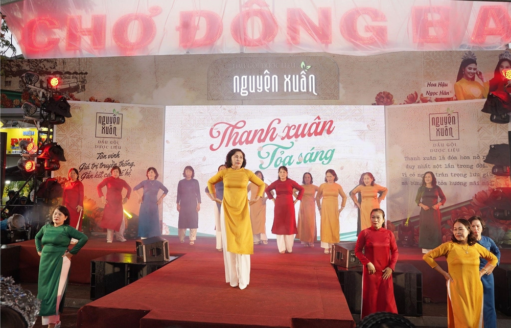 Thanh xuân mãi mãi- Ảnh 6. Thanh xuân mãi mãi- Ảnh 6.