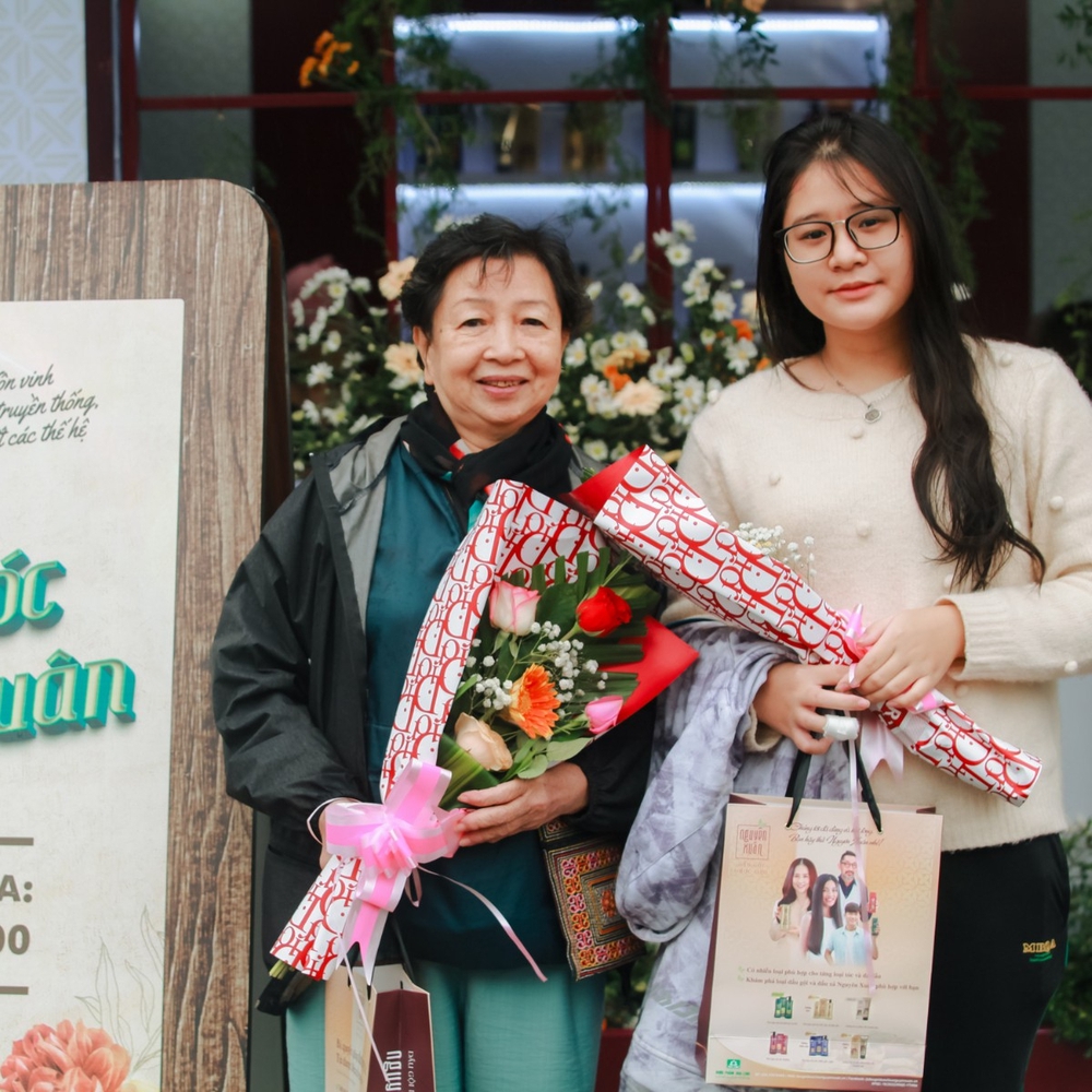 Thanh xuân mãi mãi- Ảnh 13. Thanh xuân mãi mãi- Ảnh 13.