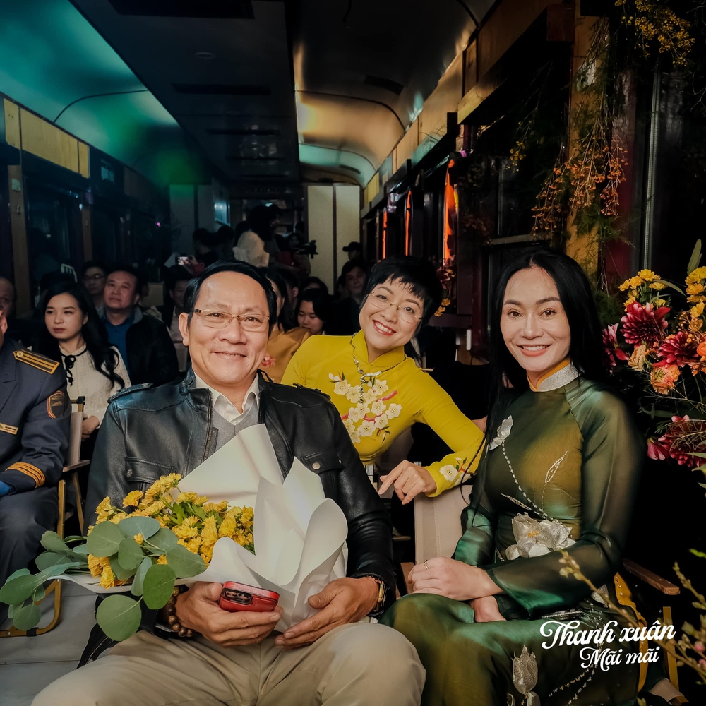 Thanh xuân mãi mãi- Ảnh 4. Thanh xuân mãi mãi- Ảnh 4.