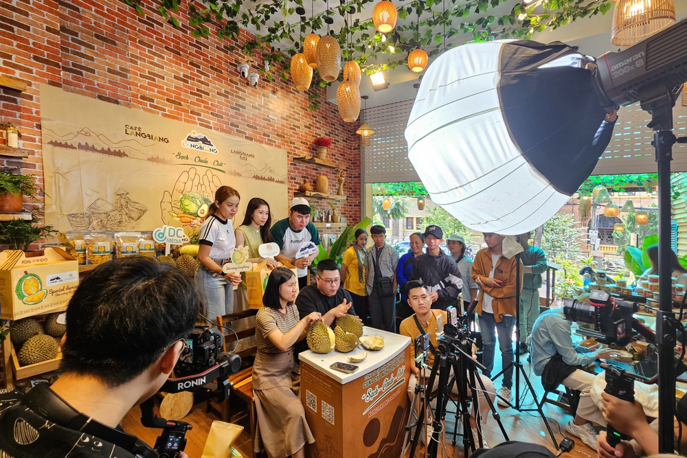#BuyLocal- Ảnh 8. #BuyLocal- Ảnh 8.