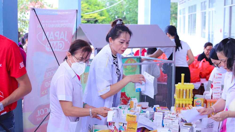 Prescription for community- Ảnh 10.