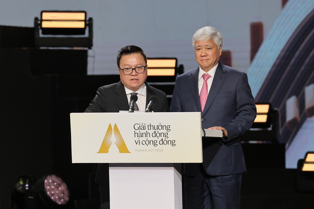 31 dự án được vinh danh tại Human Act Prize 2024: Một tinh thần Việt Nam hào sảng, để Việt Nam vươn mình mạnh mẽ- Ảnh 1. 31 dự án được vinh danh tại Human Act Prize 2024: Một tinh thần Việt Nam hào sảng, để Việt Nam vươn mình mạnh mẽ- Ảnh 1.