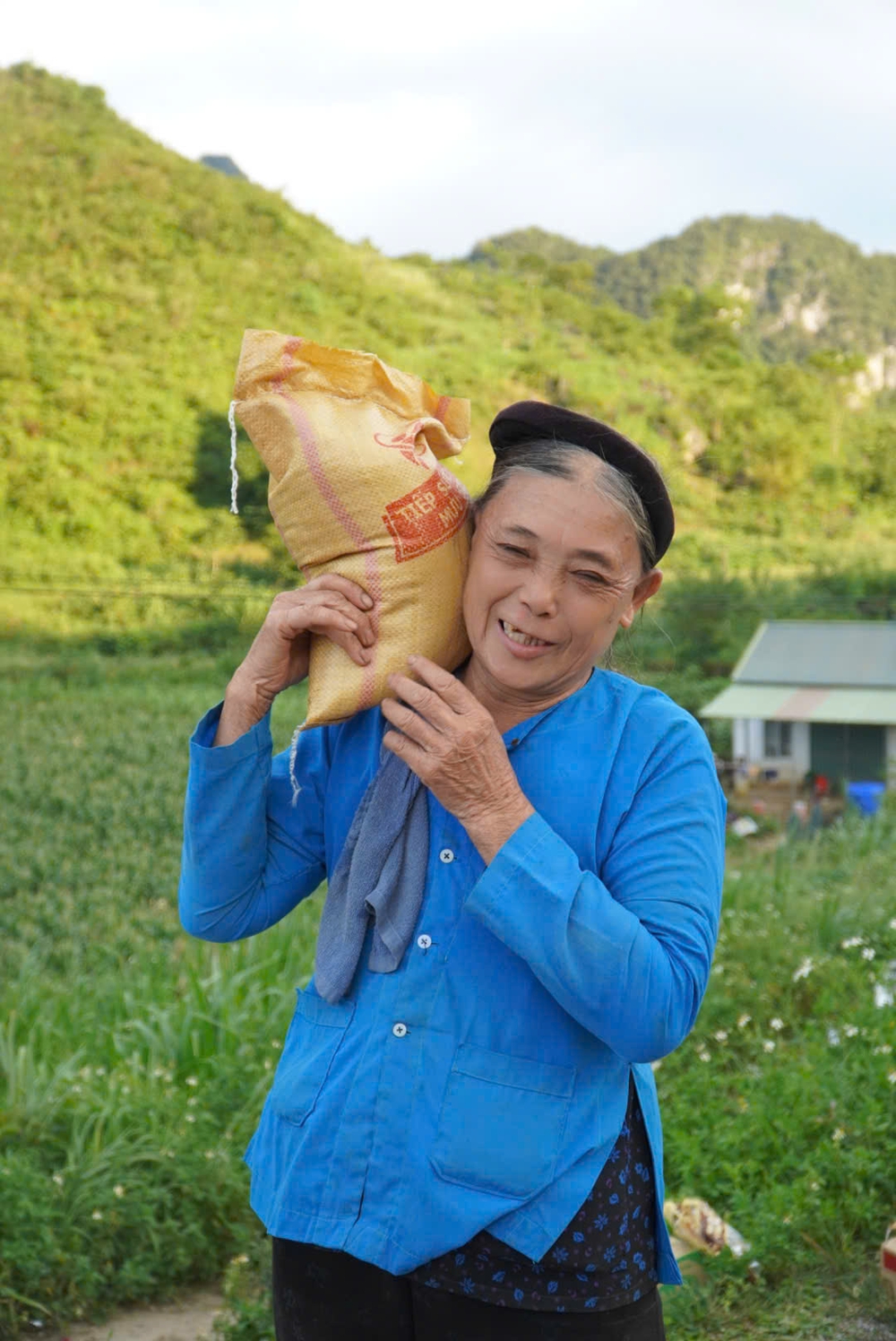 Trăng Yagi - Hành trình thiện nguyện Bắc - Trung - Nam- Ảnh 6. Trăng Yagi - Hành trình thiện nguyện Bắc - Trung - Nam- Ảnh 6.