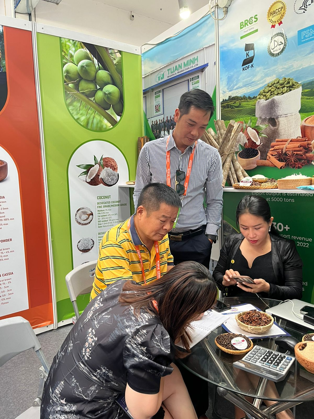 Công ty TNHH Thương mại và Sản xuất Tuấn Minh tham dự hội chợ Trung Quốc - Asean (Caexpo) 2023 tại Nam Ninh, Trung Quốc - Ảnh 8.