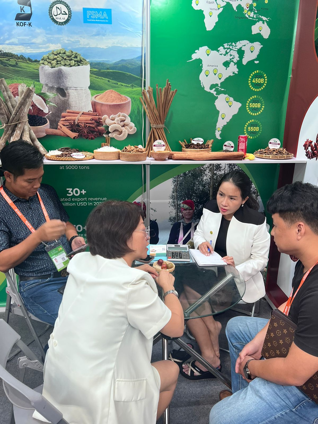 
Tuan Minh Trading and Production Co., Ltd attended the China - Asean expo (Caexpo) 2023 in Namzning, China - Ảnh 2.