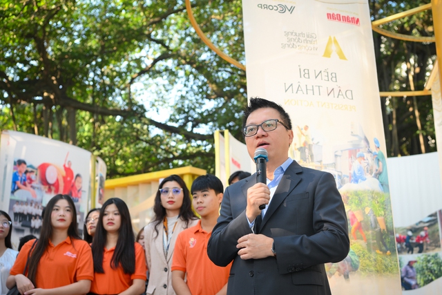 Triển lãm tôn vinh những hành động vì cộng đồng - Ảnh 1.