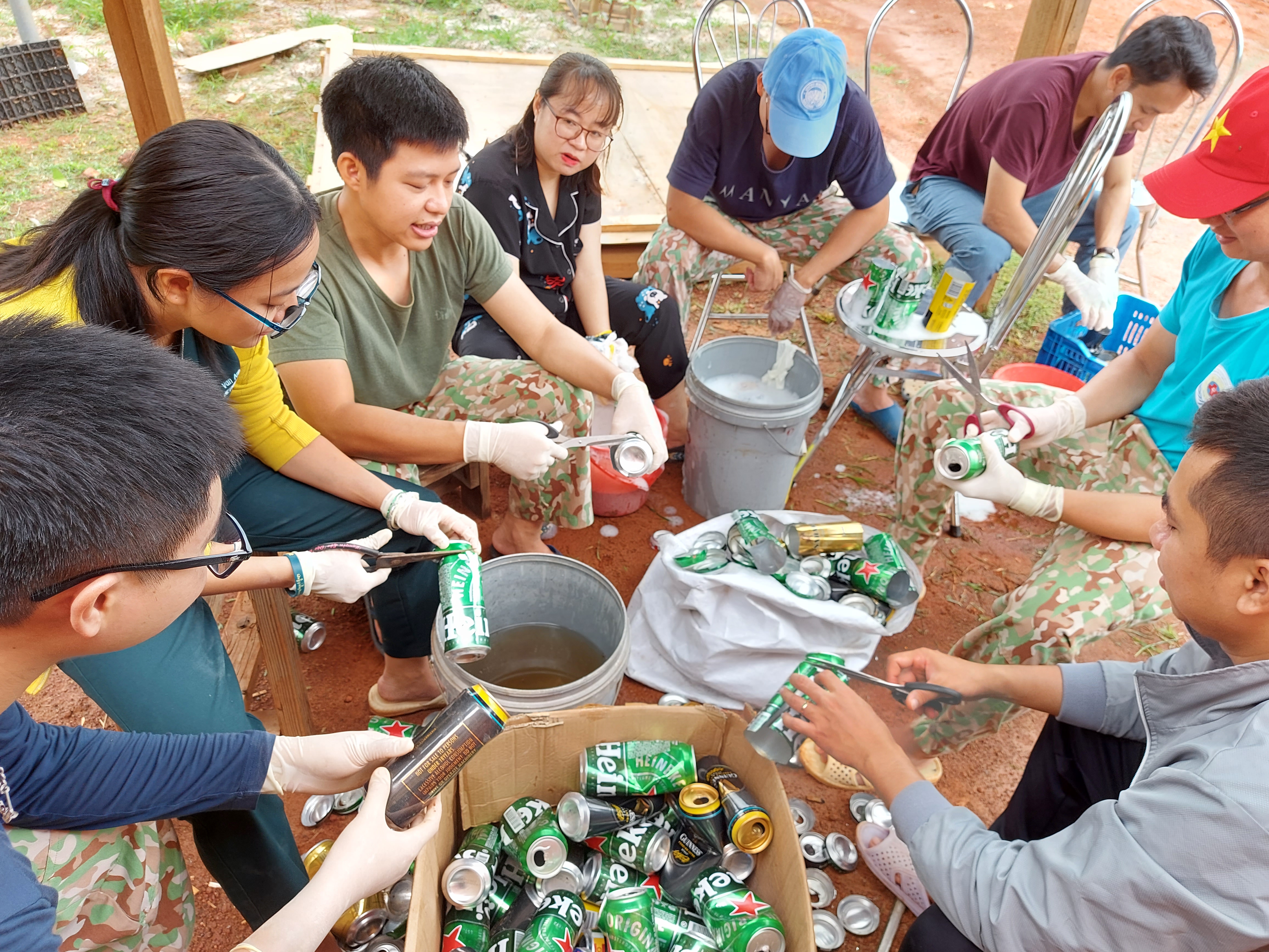 Vietnamese Green Berets join hands to protect the environment in their stationed areas while performing United Nations peacekeeping missions- Ảnh 65.