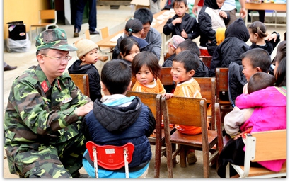 Thắp lên một que diêm